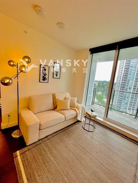260729133228_livingroom F.jpg